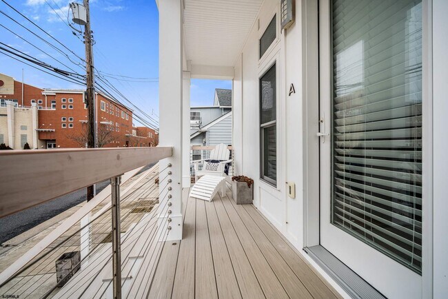 Photo - 8015 Winchester Ave