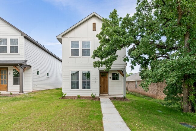 Building Photo - 1217 Chestnut Ct Rental