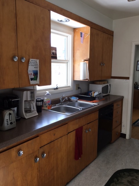 Photo - 425 Summit St