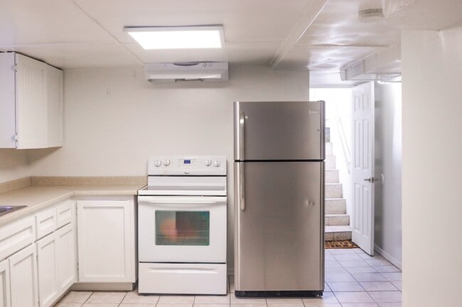 Photo - 288 N 400 W St Unit Downstairs