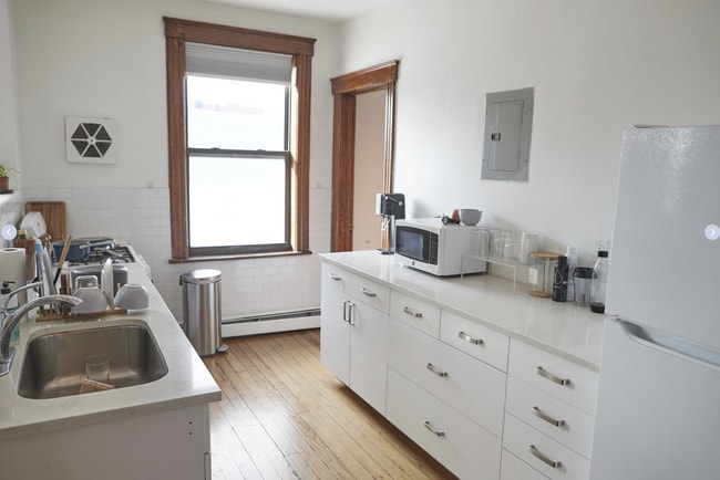 Photo - 201 19th St Unit 2R