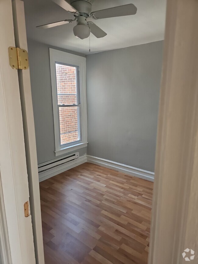 Building Photo - 6599 Reedland St Rental