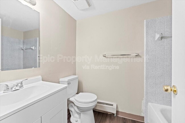 Photo - 1778 Goddard Rd Unidad 1
