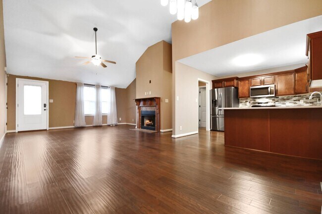 Photo - Pet Friendly Three Bedroom!