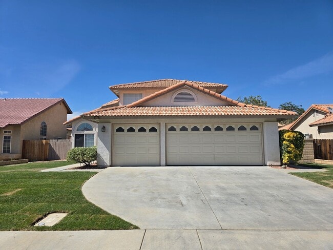 Building Photo - 2007 Willowbrook Ave Rental