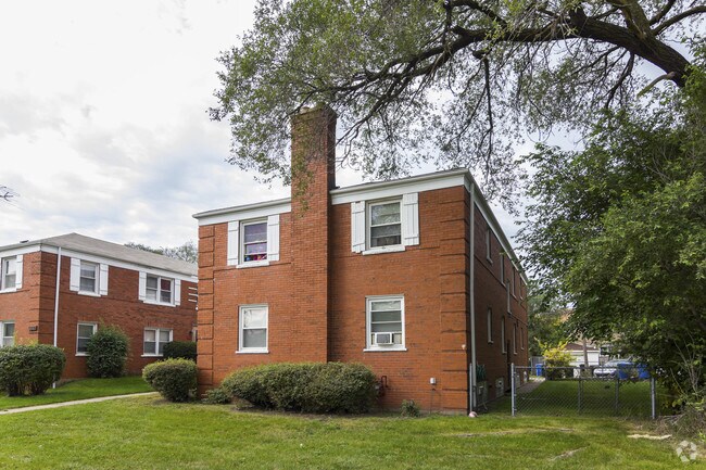 Photo - 7612 S Kingston Chicago, IL 60649