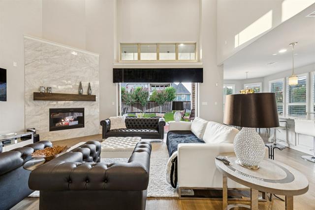 Photo - 920 Rhone Ln