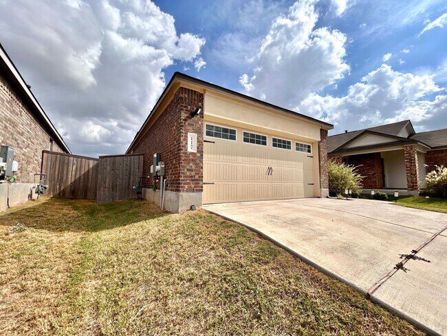Photo - 3 BR / 2 BA Home for Rent in Hutto