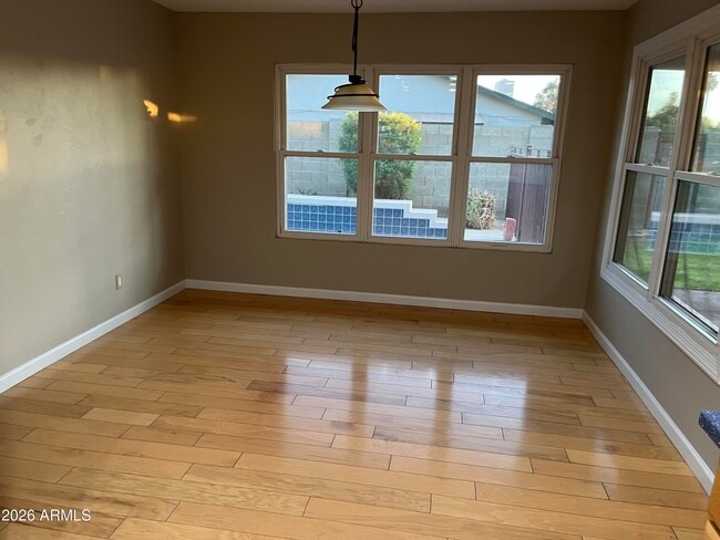 Photo - 3301 W Belmont Ave