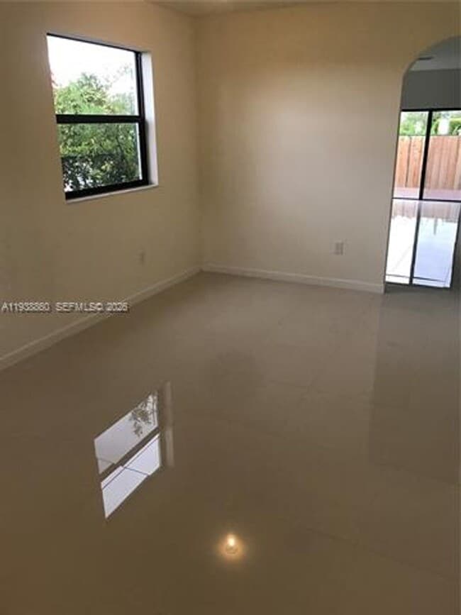 Photo - 8806 NW 103rd Ave