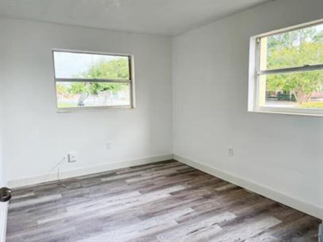 Photo - 2935 Eccleston St Unit 116
