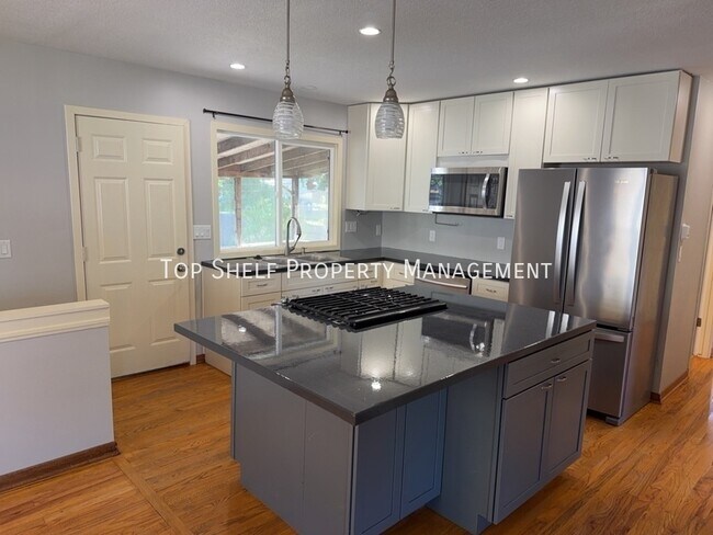 Photo - 502 SE 4th St