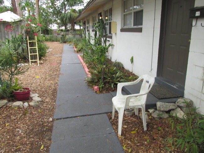 Photo - 309 Charles St Unidad B