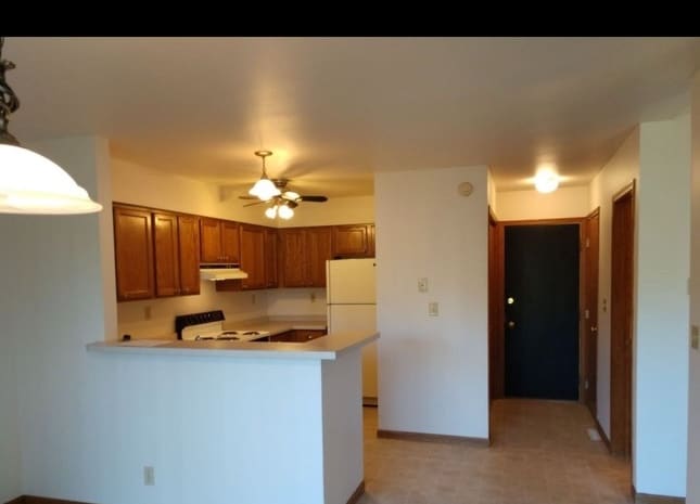 Photo - 510 Hanson Rd