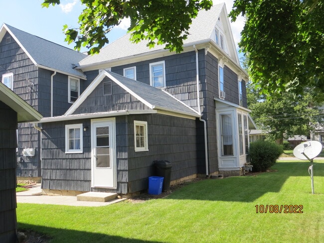 Entrada trasera - 230 South Ave Unidad 230