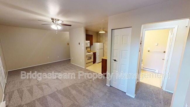 Building Photo - 7127 N Springboro Pike Rental