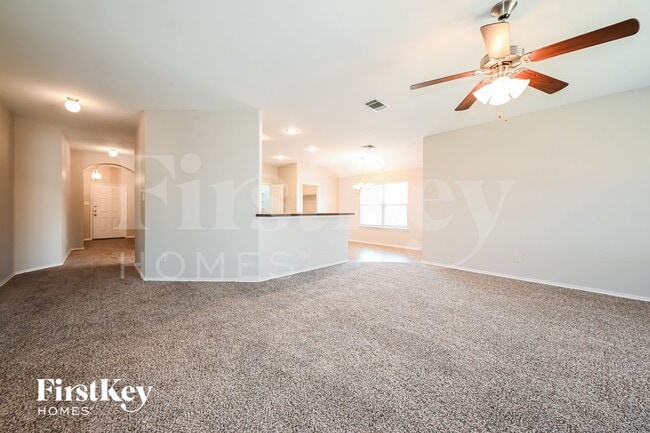 Photo - 202 Patriot Pkwy
