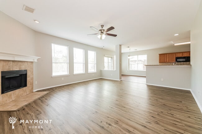 Photo - 1015 Shenandoah Way