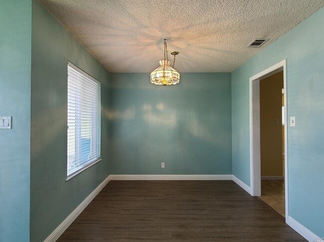 Photo - 129 Maple St