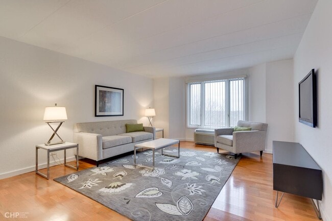 Photo - 1 Renaissance Pl Unit 511