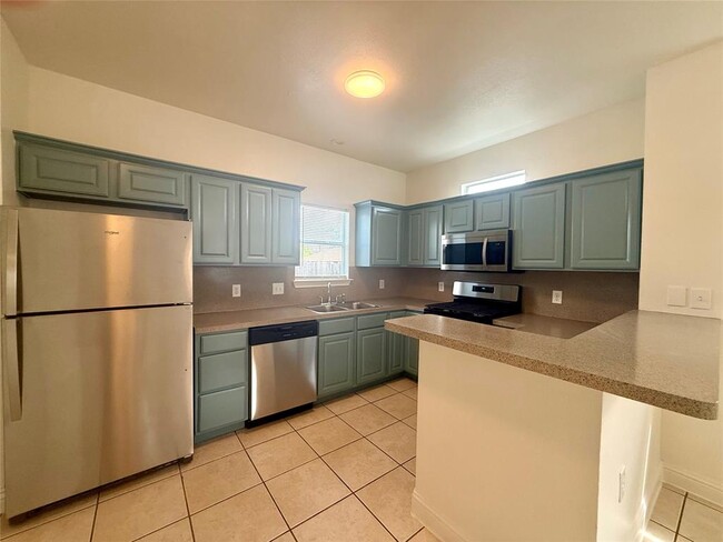Photo - 6916 Meador Ave