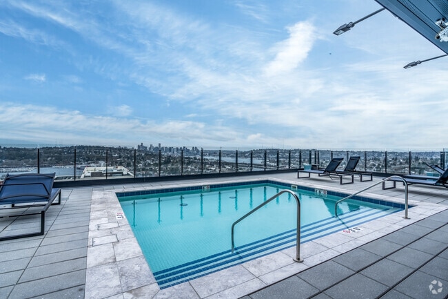 25th Floor Club House South Tower - Canterbury Court