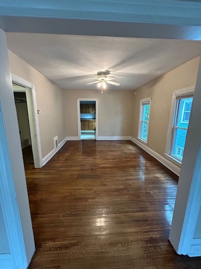 Photo - 964 Walnut St Unit B