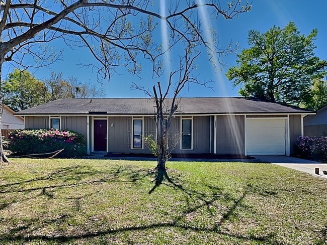 Building Photo - 1487 Pawnee St