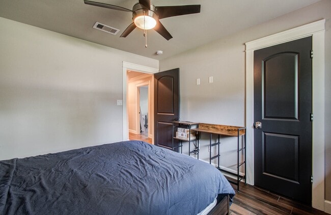 Photo - 18006 Bambridge Dr