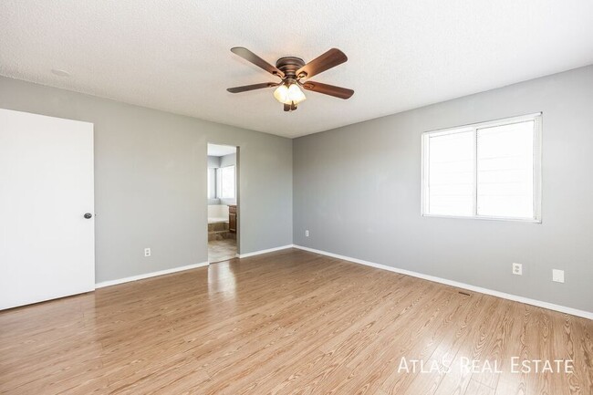 Photo - 8015 Ferncliff Dr