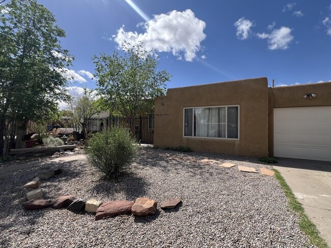 Photo - 4700 Burton Ave SE