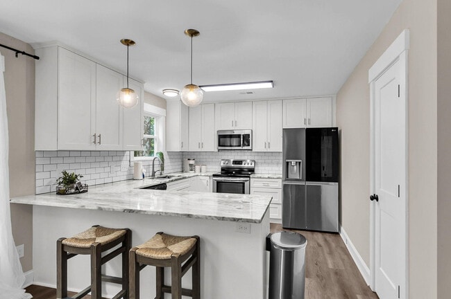 Photo - 3297 Walter Dr