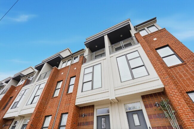 Photo - Modern Multi-Level 2BR Retreat with Garage Near Uptown Charlotte