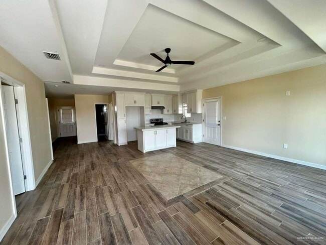 Photo - 14 N 109th St