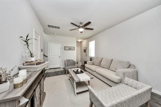 Photo - 3923 Calasso Ct