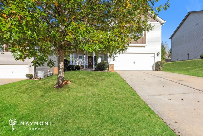 Building Photo - 126 St Charles Pl