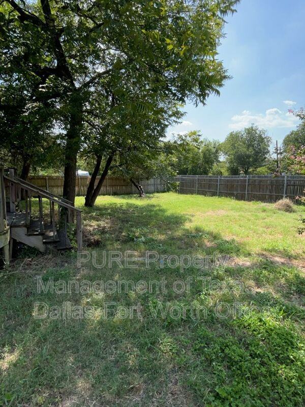 Photo - 501 E Monroe St