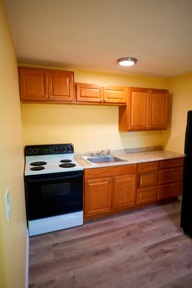 Photo - 1666 N Myrtle Ave Unit 1