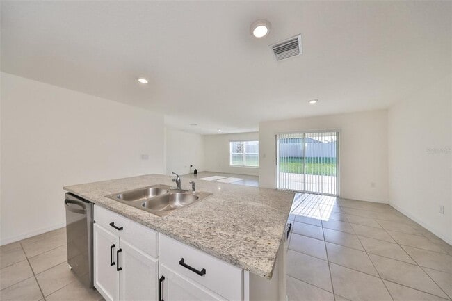 Photo - 16782 Carlton Pond St