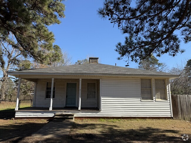 Building Photo - 10305 Linwood Ave Rental