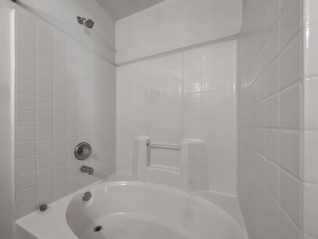 Photo - 327 Chateau Woods Pkwy Dr