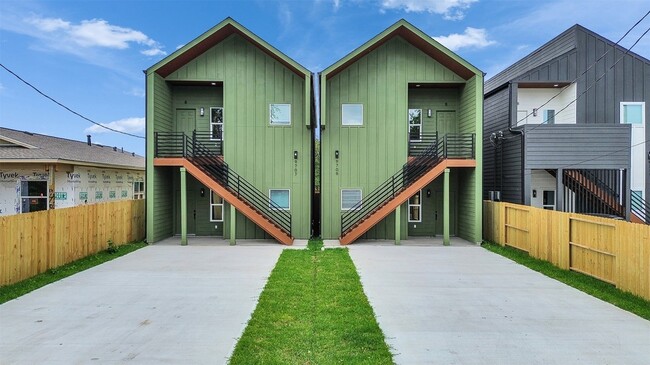 Building Photo - 9707 Cargill St Unit A-B