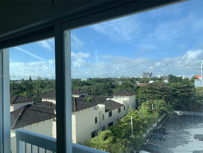 Photo - 2740 SW 28th Ter Unit 206