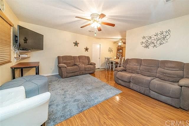 Photo - 551 Holladay Pl