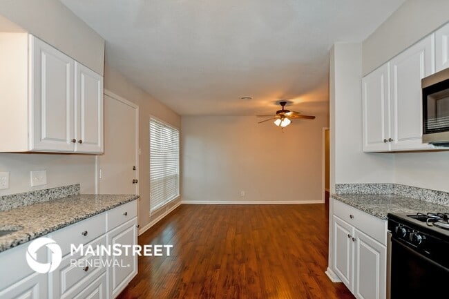 Photo - 12112 Eunice St