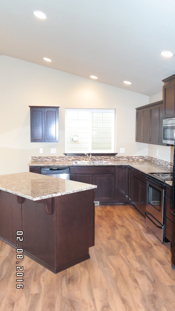 Photo - 1529 E Gateway Heights Loop