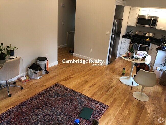 Building Photo - 44 Cogswell Ave Unit 2 Rental