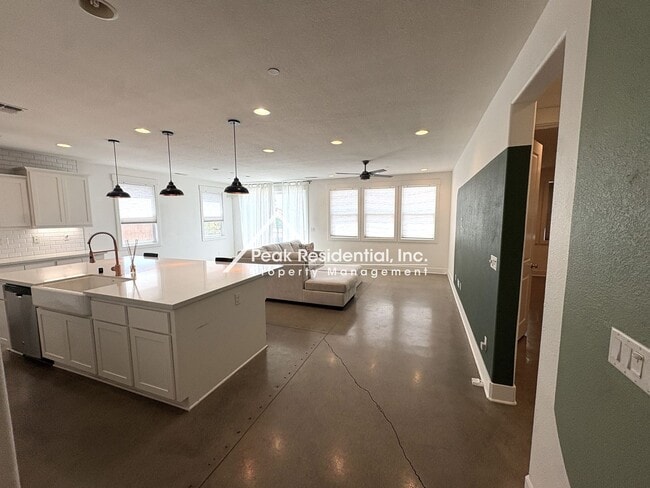 Photo - 3490 Edington Dr