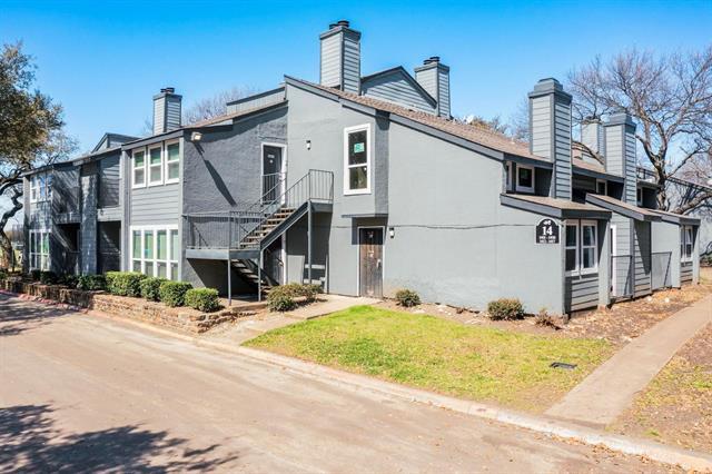 Building Photo - 9696 Walnut St Unit 1402