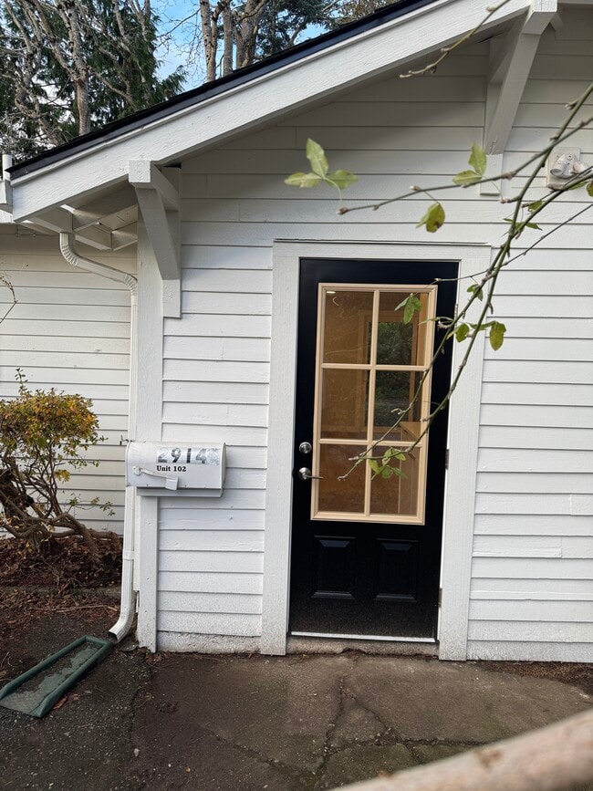 Entrada principal - 2914 Ellis St Unidad #102